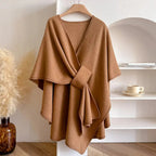 Poncho-Schal mit Schlaufe
