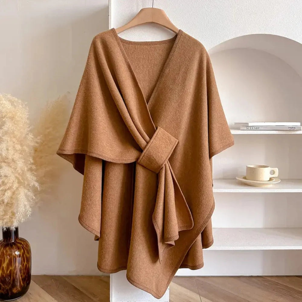 Poncho-Schal mit Schlaufe