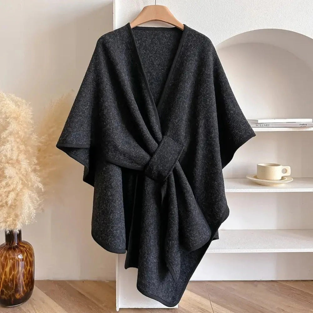 Poncho-Schal mit Schlaufe