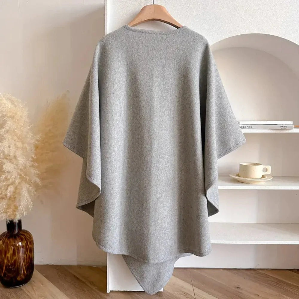 Poncho-Schal mit Schlaufe