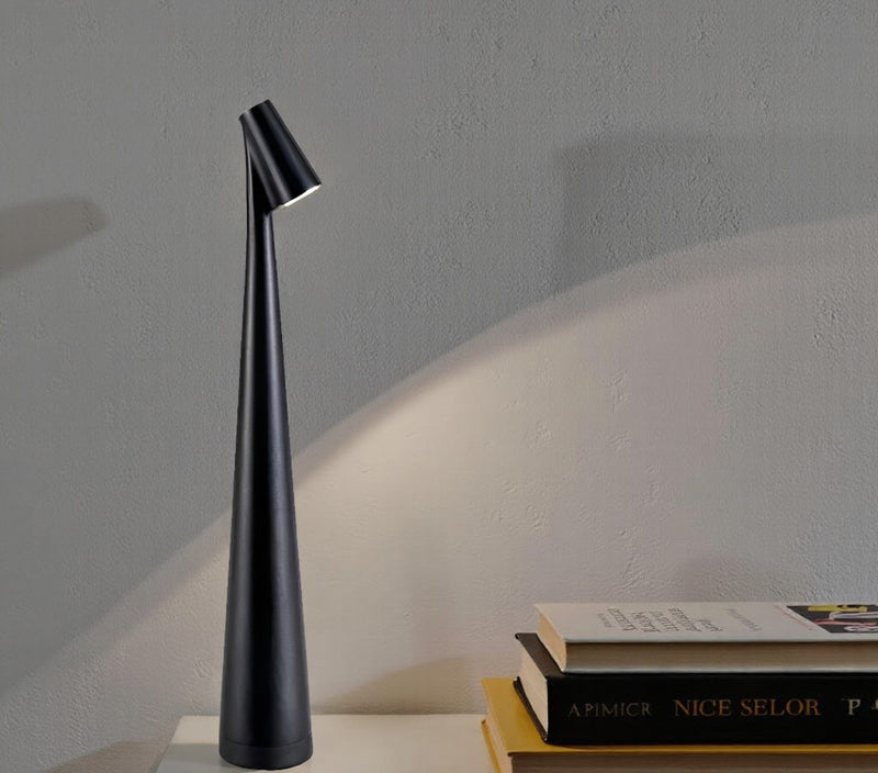 Kabellose LED-Tischlampe im minimalistischen Design