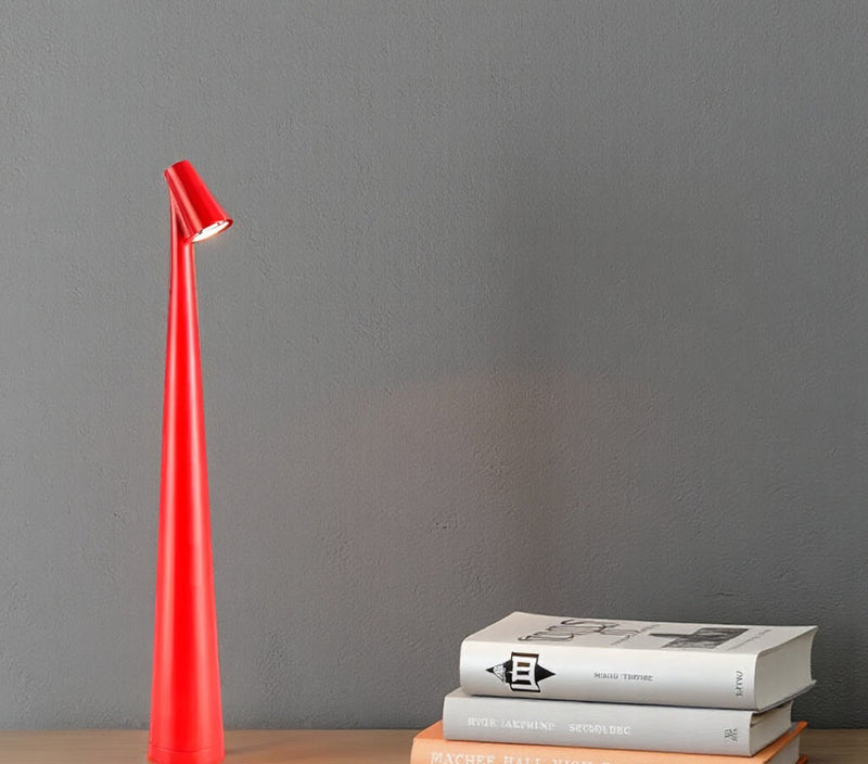 Kabellose LED-Tischlampe im minimalistischen Design