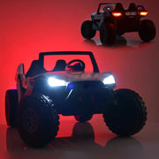 Roter Kinder-Elektrobuggy als Zweisitzer mit großen grobstolligen Reifen