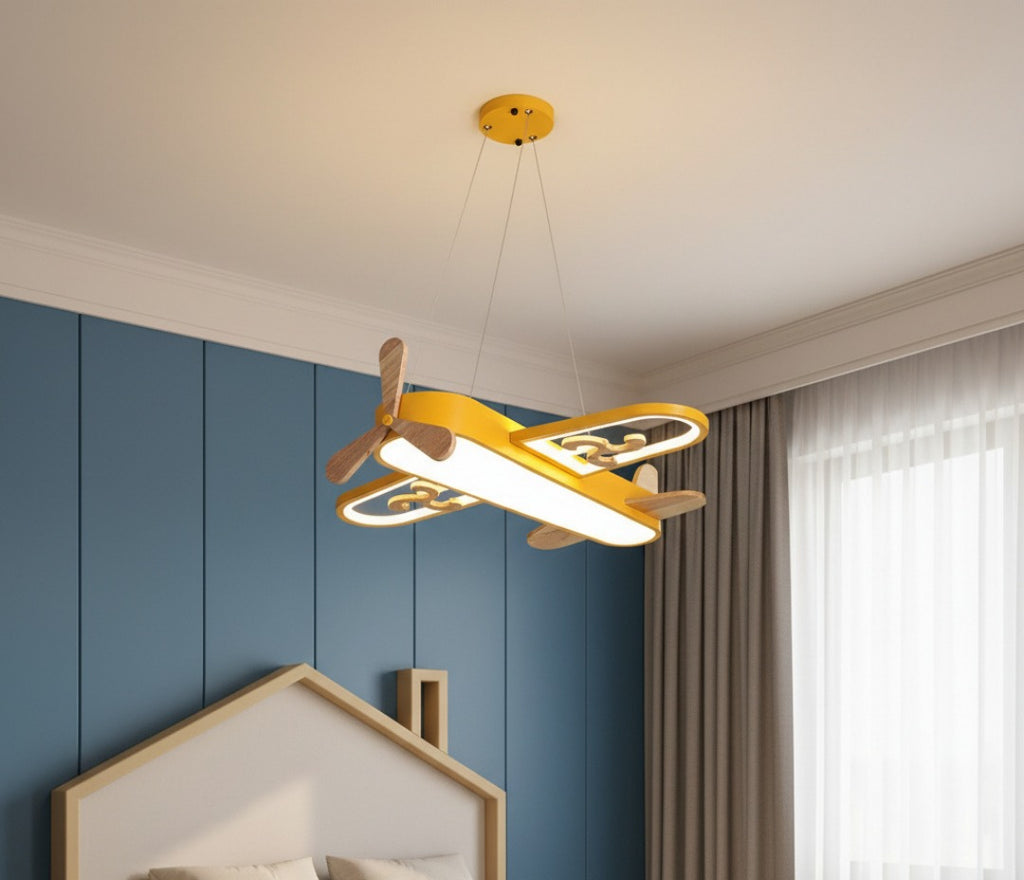 Dimmbare LED-Pendelleuchte im Flugzeug-Design für das Kinderzimmer