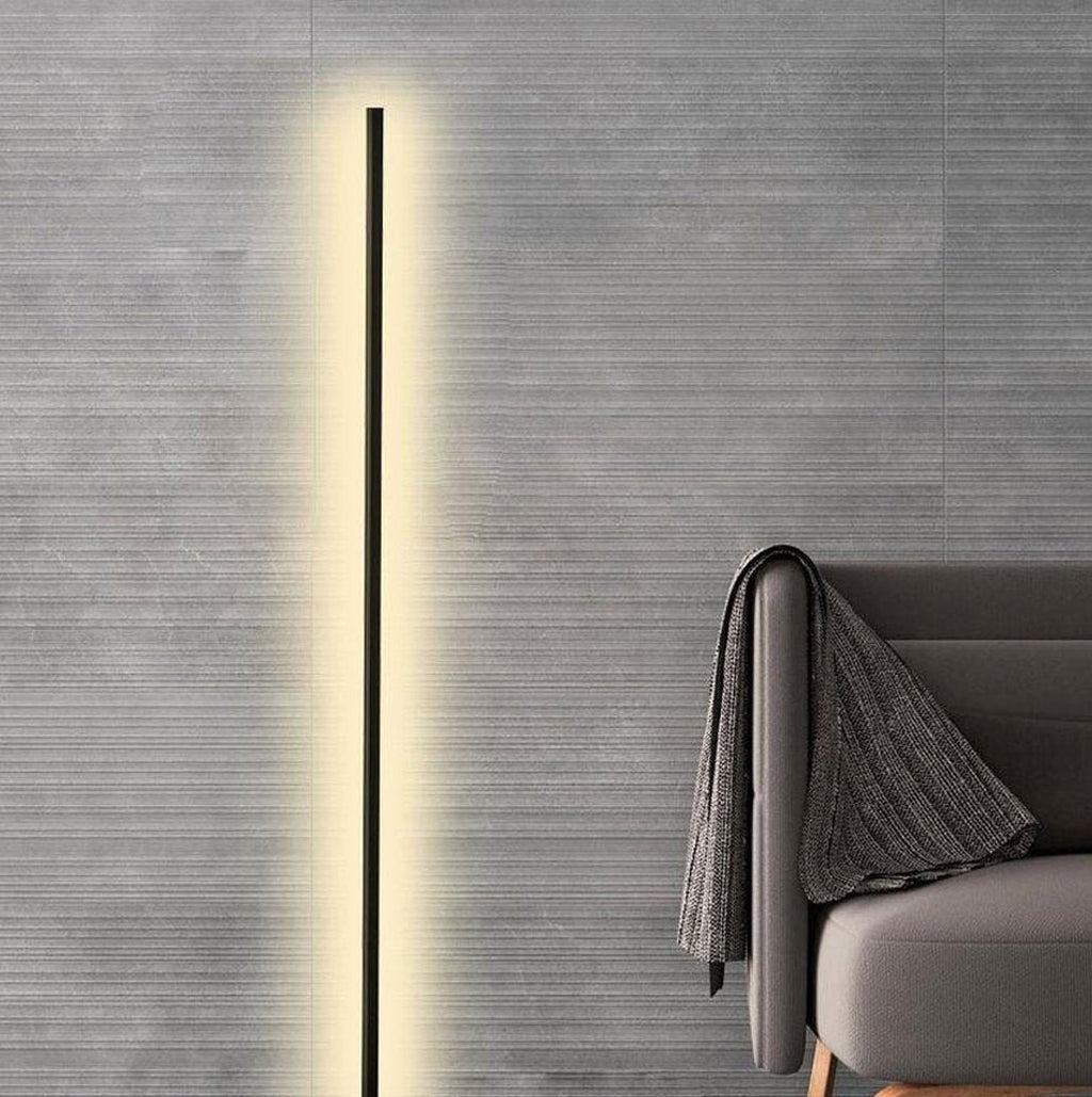 Minimalistische LED-Eckstehleuchte