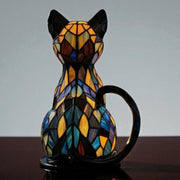 Handgefertigte LED-Katzenlampe in farbiger Mosaikoptik auf einem Tisch