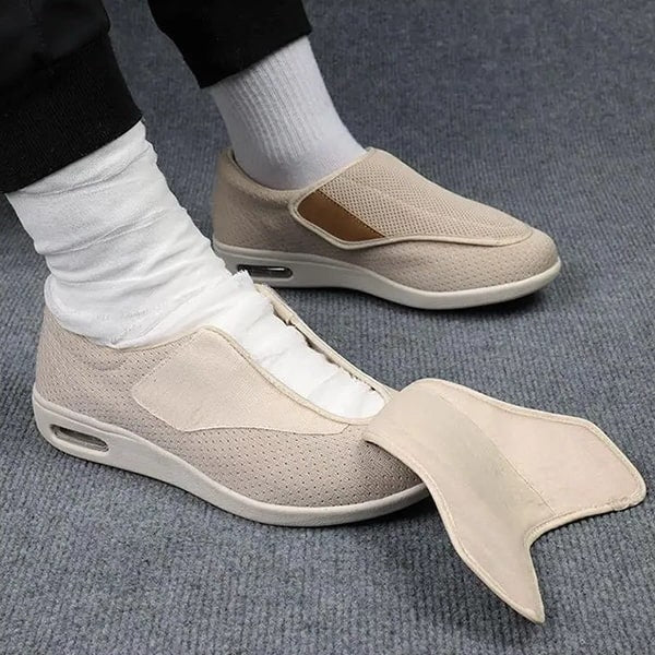 Bequeme Schuhe mit extra weiter Passform