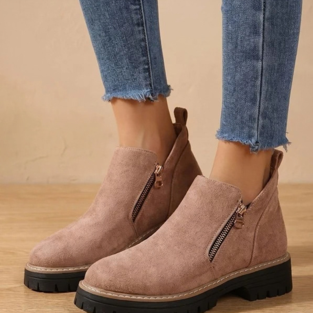 Damen-Stiefeletten mit Reißverschluss und Profilsohle