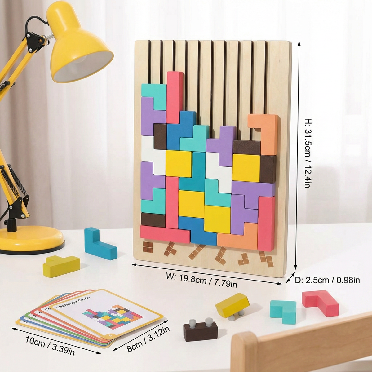 Holz-Legespiel mit bunten Formen