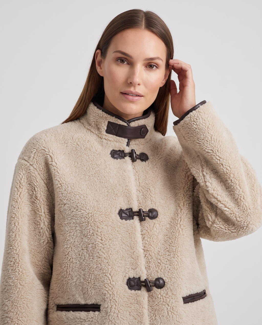 Damen-Teddyjacke mit Knebelverschluss